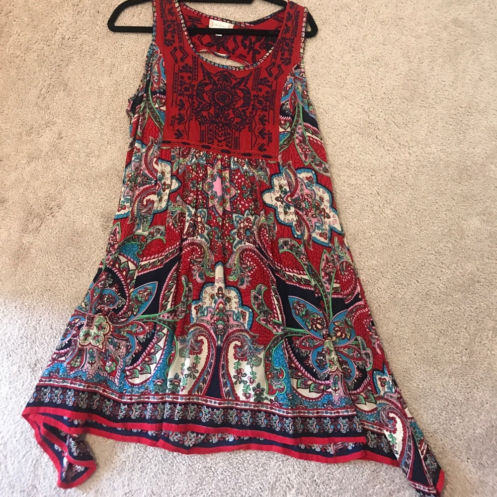 ADORABLE red multicolored altar'd state dress
